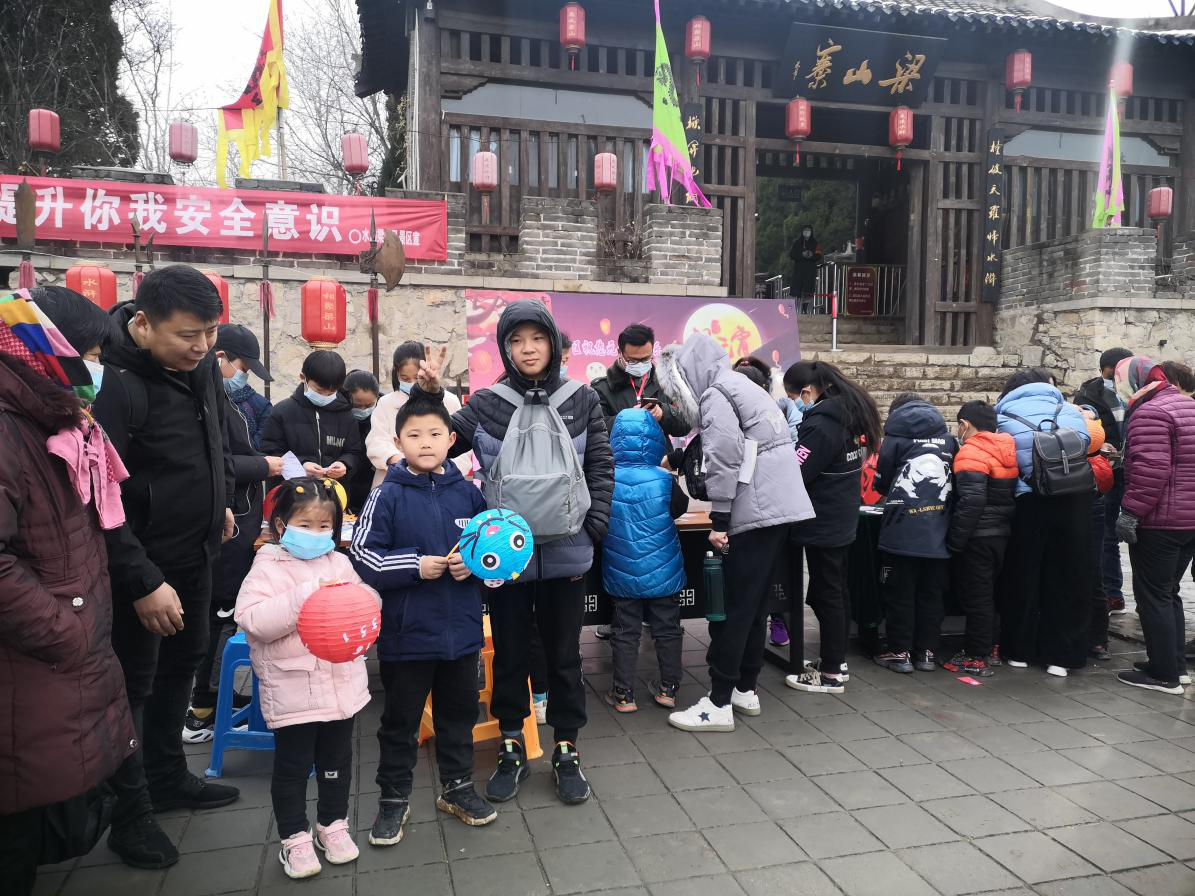 正月十五鬧元宵，梁山景區(qū)人氣高！